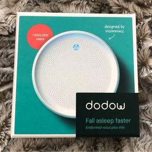 Dodow sleep aid device